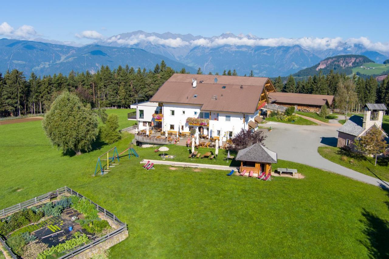 Gasthof St. Ulrich Meltina Exterior foto